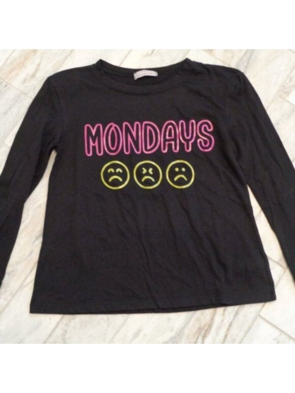 Splatter girls size 8 black "Monday's" long sleeve Boutique top